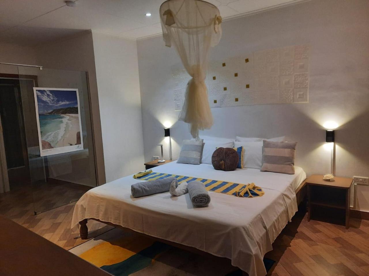 Tandif Villa Sea View Takamaka Exteriör bild